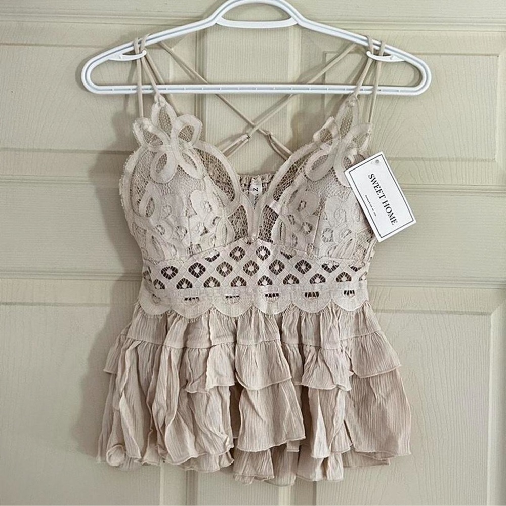 Lace Ruffle Top in Beige